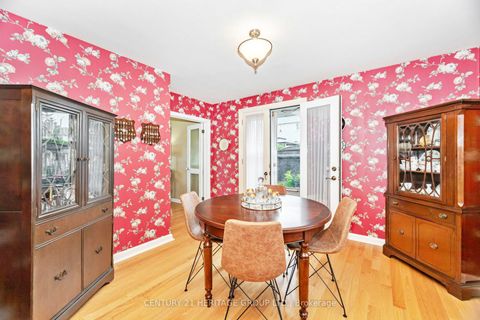 Photo 12 at 22 Poplar Drive, Oak Ridges, Richmond Hill