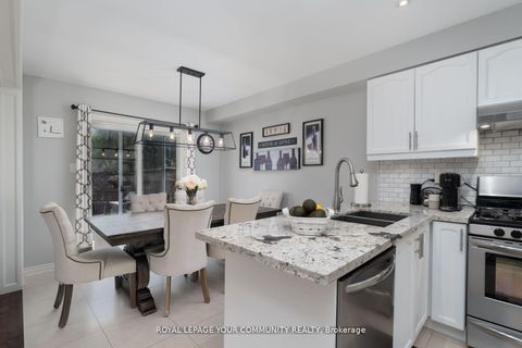 Photo 13 at 86 Corkwood Crescent, Maple, Vaughan