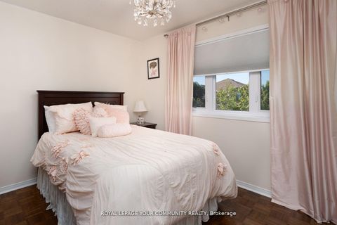 Photo 27 at 86 Corkwood Crescent, Maple, Vaughan