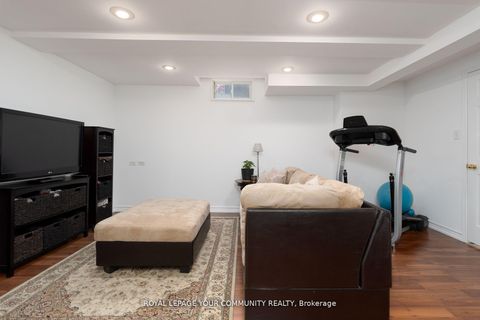 Photo 32 at 86 Corkwood Crescent, Maple, Vaughan