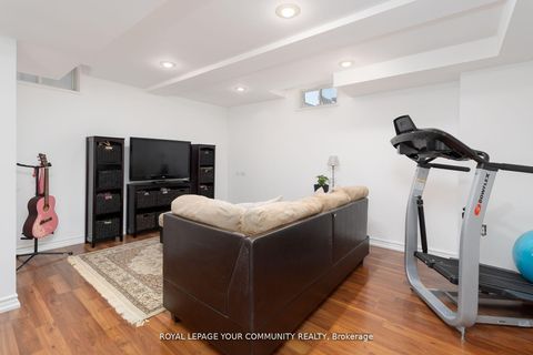 Photo 33 at 86 Corkwood Crescent, Maple, Vaughan