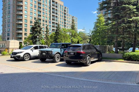 Photo 3 at 1905 - 3 Pemberton Avenue, Newtonbrook East, Toronto