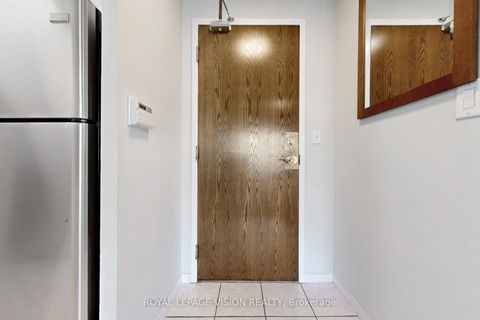 Photo 29 at 1905 - 3 Pemberton Avenue, Newtonbrook East, Toronto