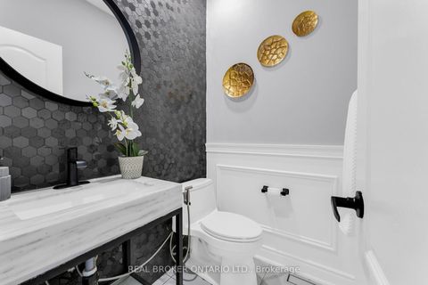 Photo 9 at 2293 Woodcrest Drive, WM Westmount, Oakville