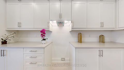 Photo 12 at 3304 Azam Way, GO Glenorchy, Oakville