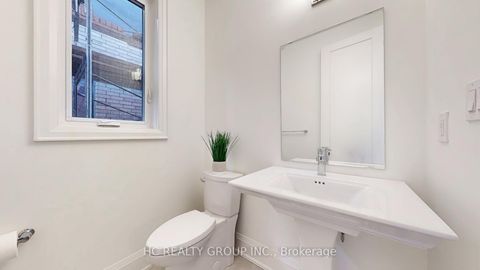 Photo 17 at 3304 Azam Way, GO Glenorchy, Oakville