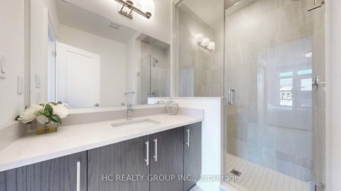 Photo 23 at 3304 Azam Way, GO Glenorchy, Oakville