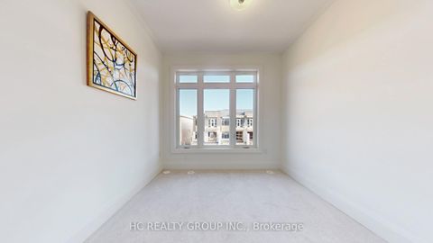 Photo 25 at 3304 Azam Way, GO Glenorchy, Oakville