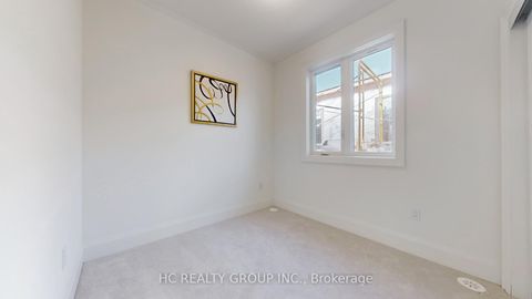 Photo 26 at 3304 Azam Way, GO Glenorchy, Oakville