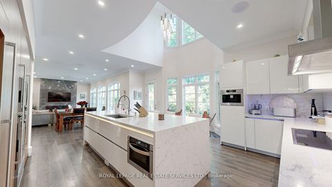 Photo 8 at 1286 Cambridge Drive, MO Morrison, Oakville