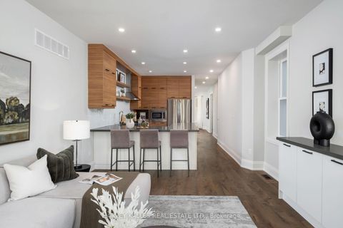 Photo 11 at 7 Edgedale Road, North St. James Town, Toronto