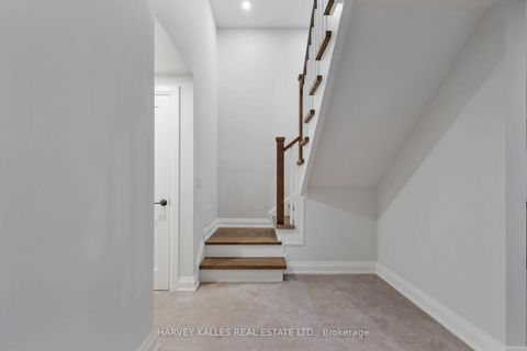 Photo 41 at 7 Edgedale Road, North St. James Town, Toronto