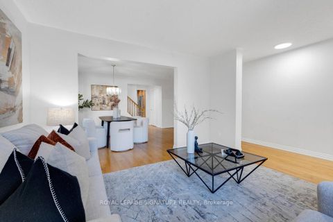 Photo 5 at 165 Clonmore Drive, Cliffside, Toronto