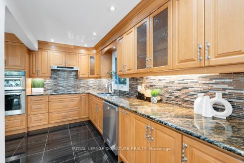 Photo 10 at 165 Clonmore Drive, Cliffside, Toronto