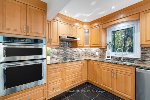 Photo 12 at 165 Clonmore Drive, Cliffside, Toronto