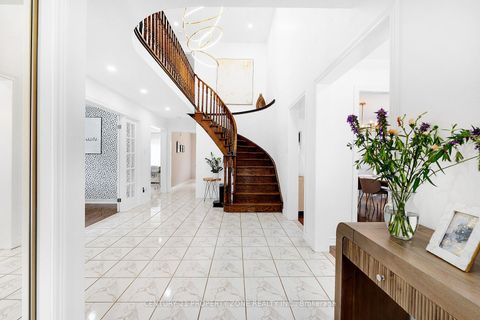 Photo 7 at 380 Summerchase Drive, RO River Oaks, Oakville