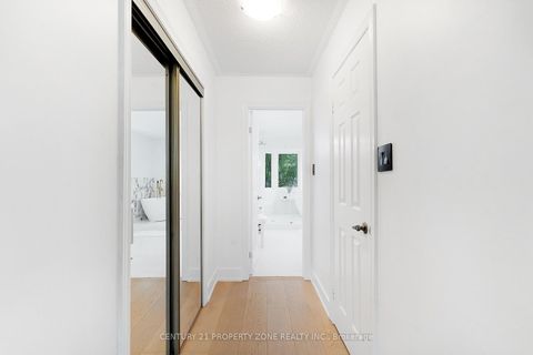 Photo 26 at 380 Summerchase Drive, RO River Oaks, Oakville