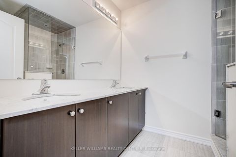 Photo 20 at 41 Milbourne Lane, Oak Ridges, Richmond Hill