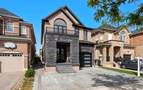 Photo 2 at 164 Canada Drive, Vellore Village, Vaughan