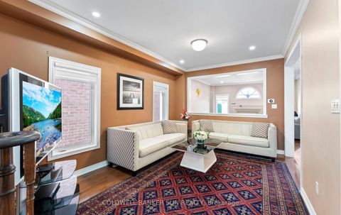 Photo 10 at 164 Canada Drive, Vellore Village, Vaughan