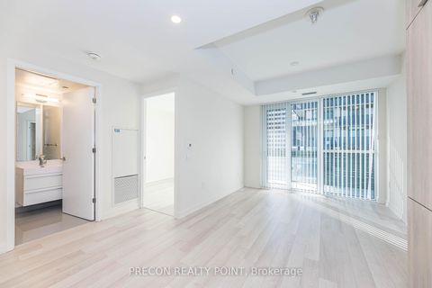 Photo 11 at 1906 - 39 Roehampton Avenue E, Mount Pleasant West, Toronto