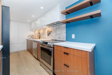 Photo 14 at A12 - 284 Mill Road, Markland Wood, Toronto