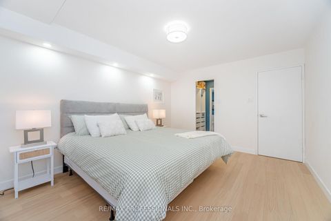 Photo 17 at A12 - 284 Mill Road, Markland Wood, Toronto