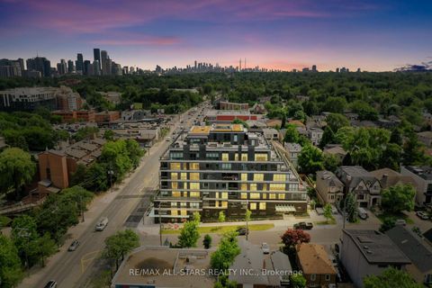 Photo 2 at 201 - 355 Bedford Park Avenue, Nortown, Toronto