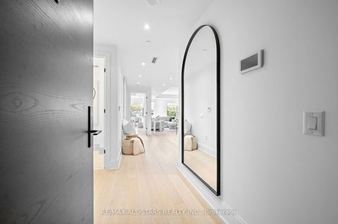 Photo 9 at 201 - 355 Bedford Park Avenue, Nortown, Toronto