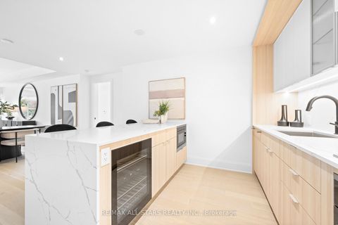 Photo 23 at 201 - 355 Bedford Park Avenue, Nortown, Toronto