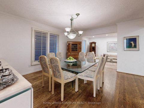 Photo 5 at 48 Millcroft Way, Brownridge, Vaughan