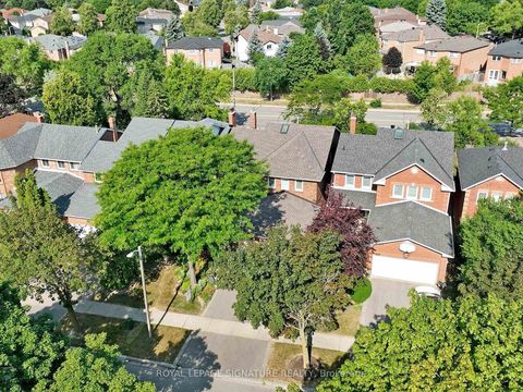 Photo 25 at 48 Millcroft Way, Brownridge, Vaughan