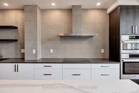 Photo 4 at 1017 - 155 Dalhousie Street, Yonge Corridor, Toronto