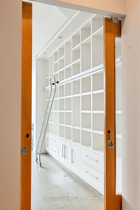 Photo 8 at 1017 - 155 Dalhousie Street, Yonge Corridor, Toronto