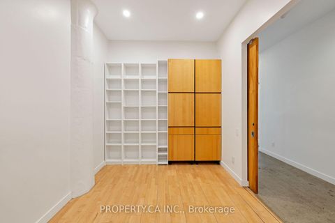 Photo 14 at 1017 - 155 Dalhousie Street, Yonge Corridor, Toronto