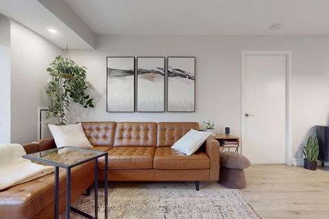 Photo 5 at 321 - 1000 King Street W, Niagara, Toronto