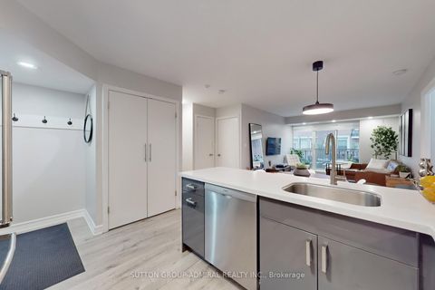 Photo 11 at 321 - 1000 King Street W, Niagara, Toronto