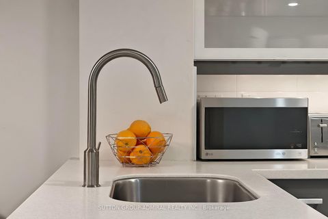 Photo 12 at 321 - 1000 King Street W, Niagara, Toronto