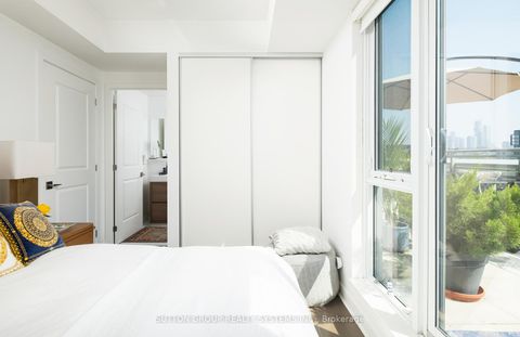 Photo 16 at 612 - 156 Portland Street, Waterfront Communities C1, Toronto