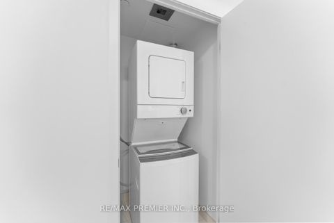 Photo 21 at 2617 - 10 Abeja Street, Concord, Vaughan