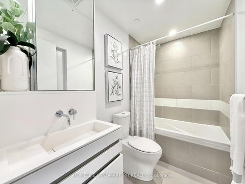 Photo 11 at 3910 - 197 Yonge Street, Yonge Corridor, Toronto