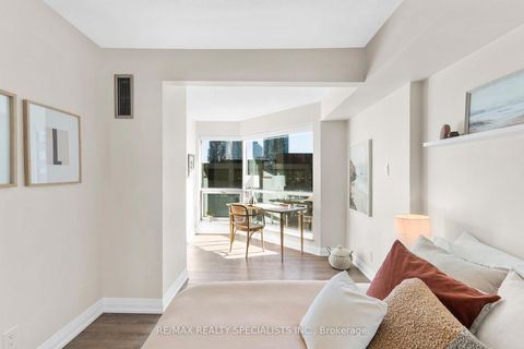 Photo 19 at 710 - 10 Yonge Street, Waterfront Communities C1, Toronto