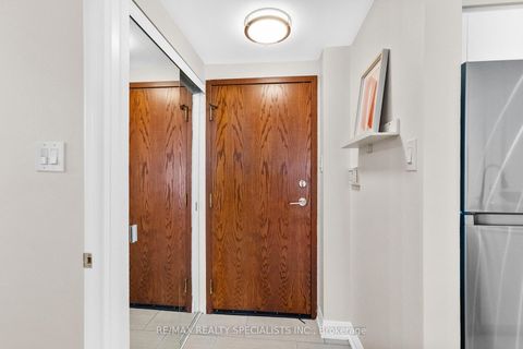 Photo 29 at 710 - 10 Yonge Street, Waterfront Communities C1, Toronto