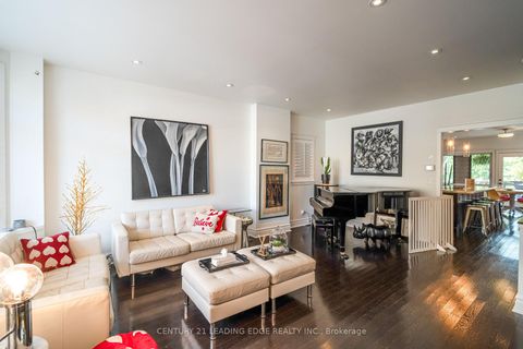 Photo 3 at 137 PARKVIEW Avenue, Willowdale East, Toronto
