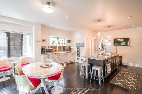 Photo 9 at 137 PARKVIEW Avenue, Willowdale East, Toronto