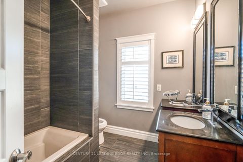 Photo 24 at 137 PARKVIEW Avenue, Willowdale East, Toronto