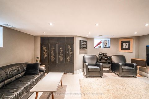 Photo 27 at 137 PARKVIEW Avenue, Willowdale East, Toronto