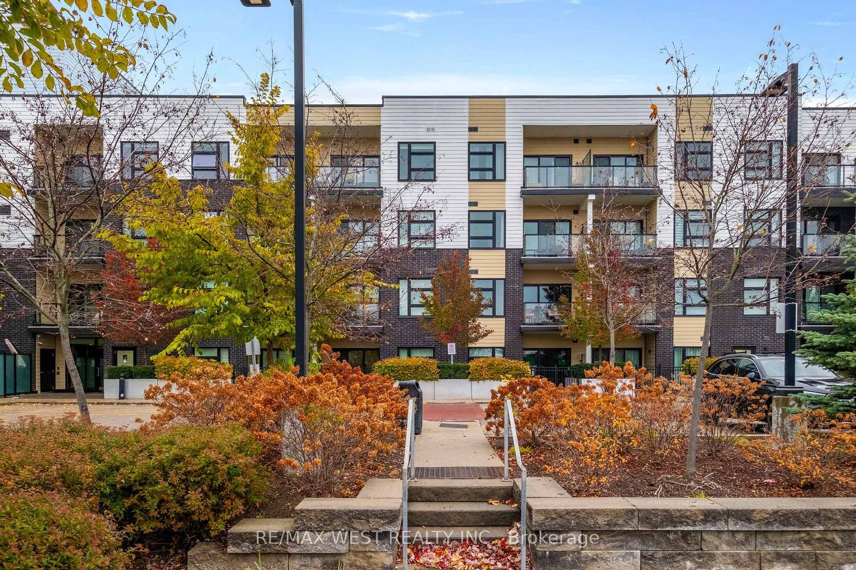 326 - 555 William Graham Drive, Rural Aurora, Aurora 