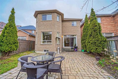 Photo 15 at 106 SNOWY MEADOW AVE Avenue, Oak Ridges, Richmond Hill