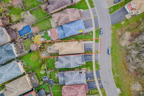 Photo 16 at 106 SNOWY MEADOW AVE Avenue, Oak Ridges, Richmond Hill